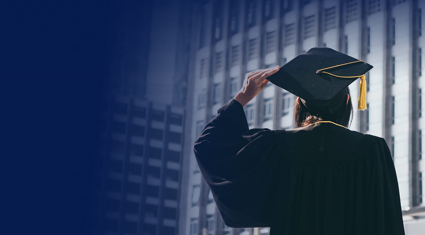 DSU online learner studying from home